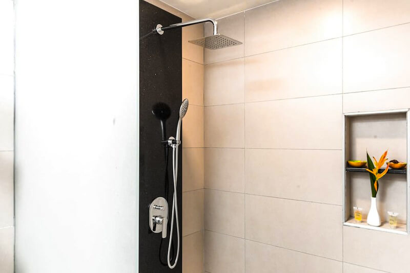 Speke Apartments Two Bedroom Apartment Shower