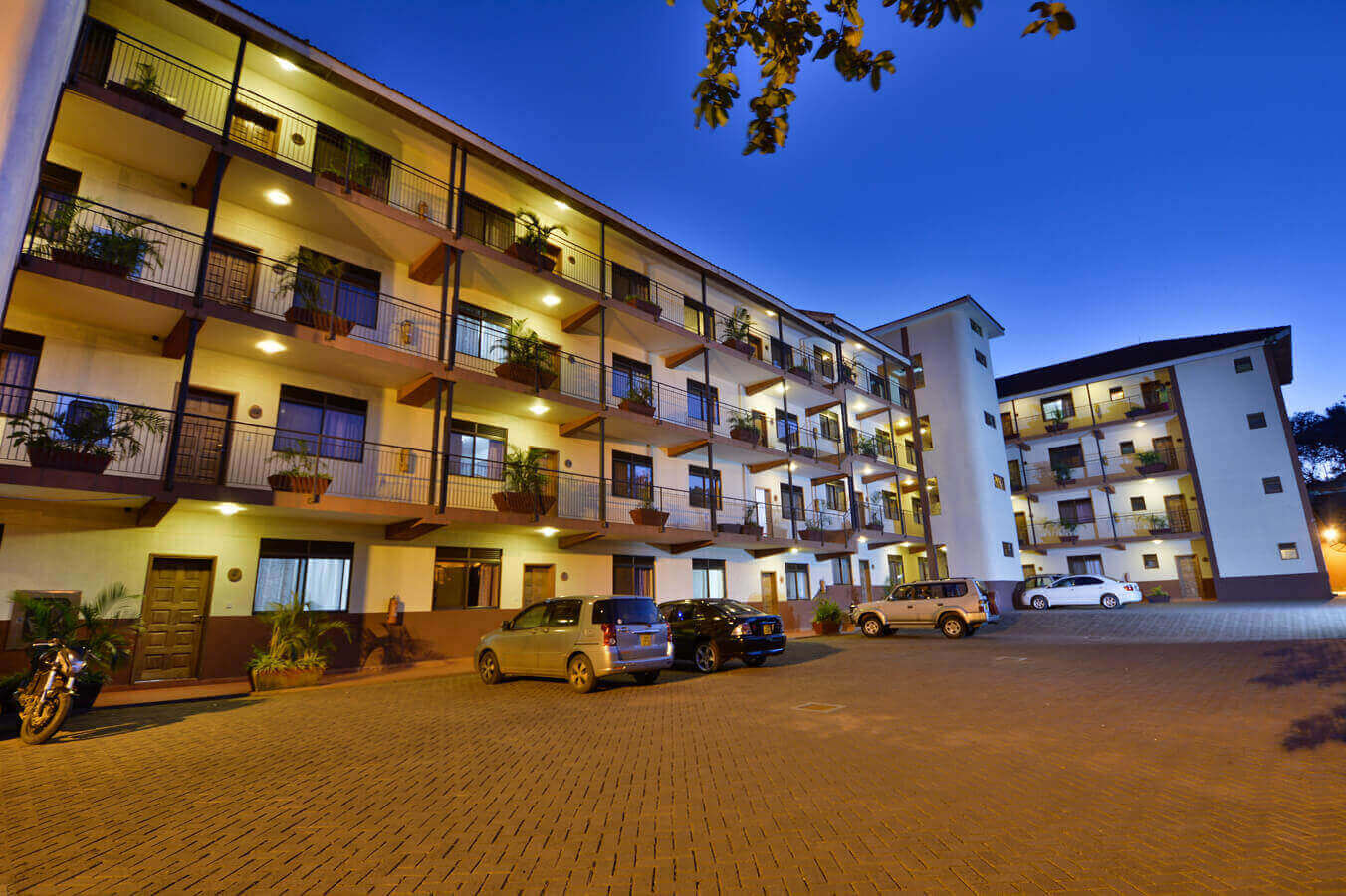 Speke Apartments Kitante Luxury Apartments